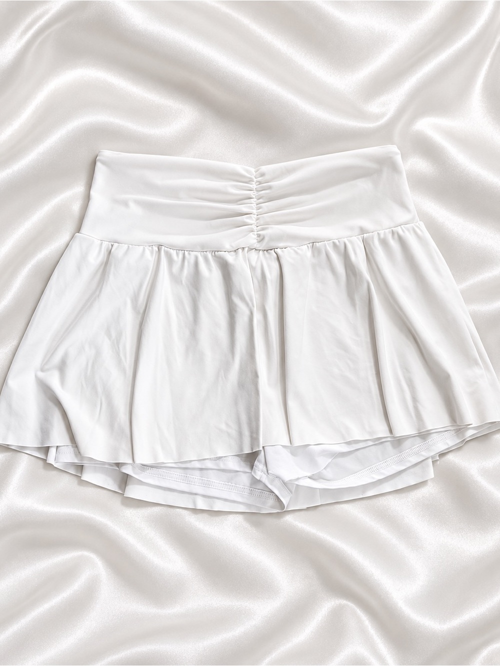 Forever 21 Women’s White Ruched Waist Flowy Skort Size L